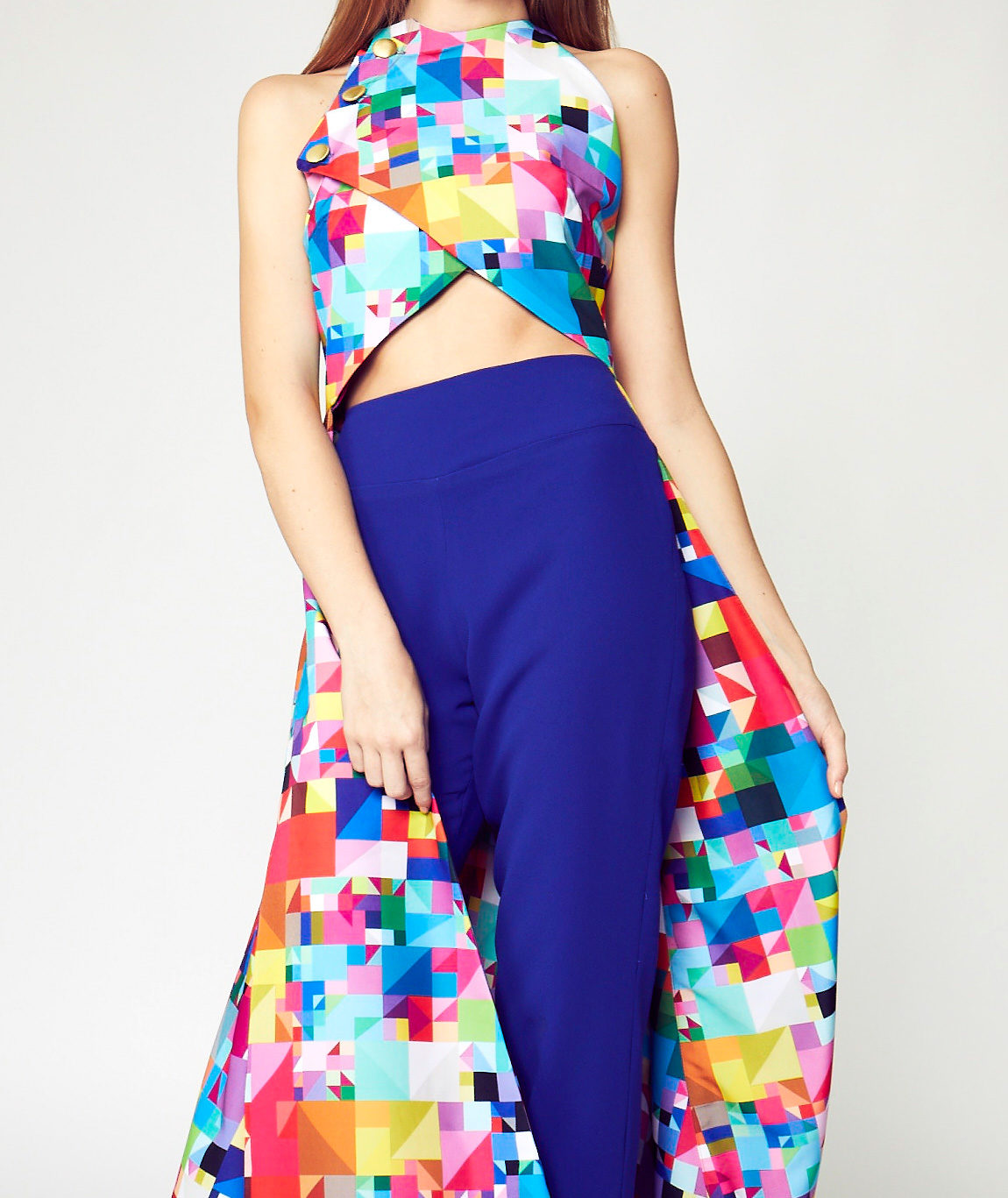 Hi-Lo Pixelated Crossover Vest - Image 3